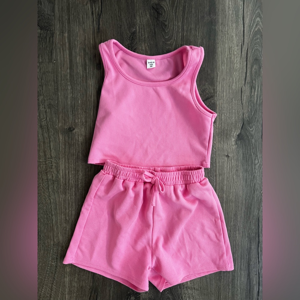 Girls Size 8 Tank and Short Set. Worn once. Fits Like Size 7. Like New.